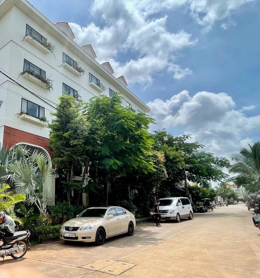 Daco Hotel Siem Reap Exterior foto