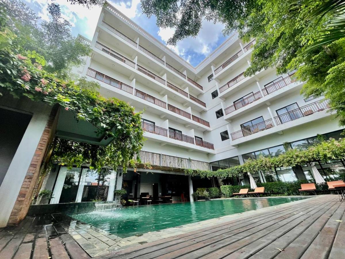 Daco Hotel Siem Reap Exterior foto